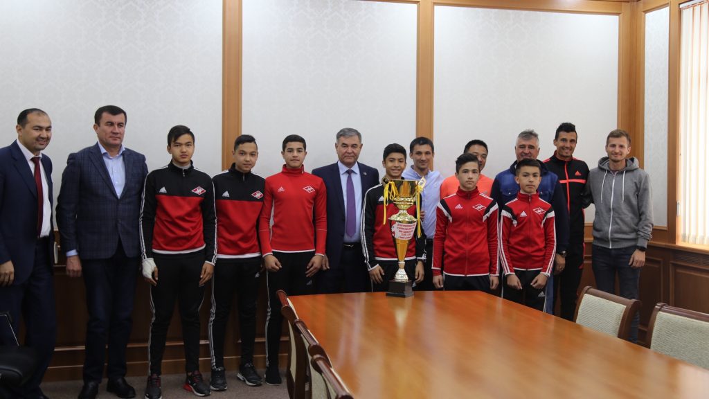 Спартак встретился с ректором Национального Университета Узбекистана